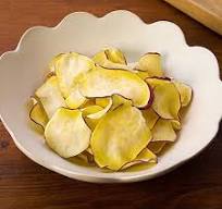 手軽にできる♪ レンジで作るさつまいもチップス