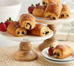Authentic Gourmet 50 Count Mini Chocolate Croissants Food Gormet Recipes Cafe Food