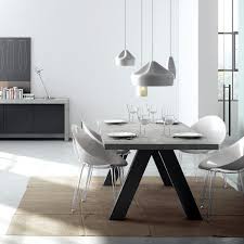 On intégrait des pigments et des colorants directement dans les dalles de béton, que l'on cirait ensuite en surface. Table A Manger Design Apex Aspect Beton Cire Atylia Iziva Com Table A Manger Rectangulaire Table A Manger Design Table Salle A Manger