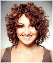 Curly hairstyles for round faces curly hairstyles for round faces by shellie reneé. Haircuts For Round Face 2019 15 Short And Curly Haircuts