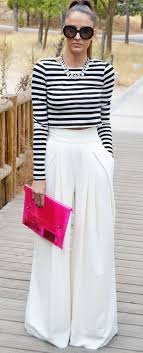 Black And Yellow Striped Palazzo Pants 15 Trendy Street Style Outfits With Palazzo Pants Fashion Trendy Street Style Street Style Outfit