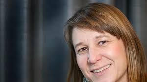 Eskilstuna-Kurirens chefredaktör Eva Burman prisad