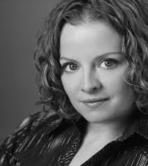 Noreen Lynn's Instagram, Twitter & Facebook