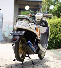 Sejak dirilis pertama kali pada mei 2010, motor honda scoopy kerap mengukuhkan diri sebagai raja. 8 Tips 26 Gambar Modifikasi Scoopy Terbaik Demico Co