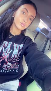 Alyssa Ruzicka's Instagram, Twitter & Facebook