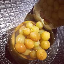 Raisins A L Alcool D E L P H I N N En 2020 Alcool Pour Fruits Alcool Alimentation