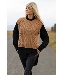 Garn, strikkeoppskrifter, gratis strikke oppskrifter og ferdig strikk se. Sammen Brun Strikkevest Kathrine Sorland Viking 2035 09b