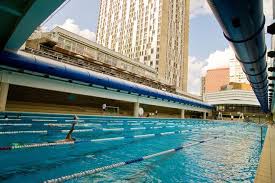 Paris Top 10 Des Piscines Parisiennes Piscine Josephine Baker Pontoise Keller Piscine Josephine Baker Piscine Paris
