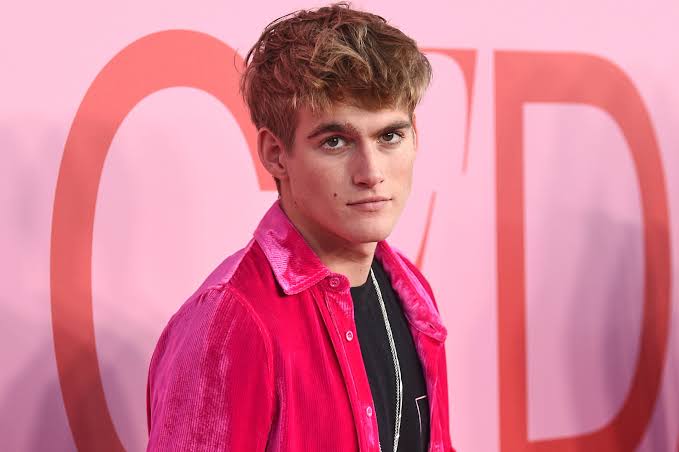 Presley Gerber, model and son of Cindy Crawford, dies at 27