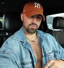 Alberto Rodríguez (@albertsaintrodz) • Instagram photos and videos