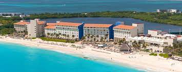 Book Your Stay With Us At The Westin Resort Spa Cancun And Enjoy Our Wellness Amenities In Cancun Made For Inspired Travel Resort Spa Mexico Resorts Cancun