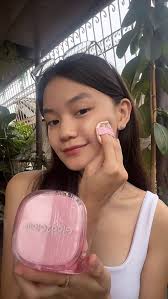 love the coverage of this G2G cushion so much (plus it’s pink hihi) 🎀 i’m  using the shade 01 buttercream ✨, my first ever makeup transition video sry  😝, #cushion #cushionviral #pinkcushion #g2gcushion ...