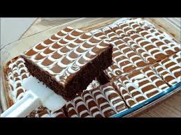 البسبوسة السمراء بكأس سميد فقط و بدون طراب تذووب في الفم تحفة Youtube Desserts Food Brownie