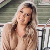 Tammy Honaker's Instagram, Twitter & Facebook