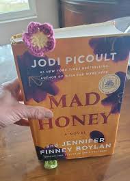 Hi. I'm new to this group. It is fabulous! Any recommendations for good  post apocalyptic or science fiction books?