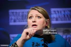 Rohan Bell's Instagram, Twitter & Facebook