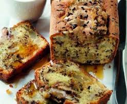 Yaourts Sucre Semoule Levure Chimique Farine Vermicelles Huile Oeuf Poire Gateau Yaourt Recette Gateau Au Yaourt Poire Au Chocolat