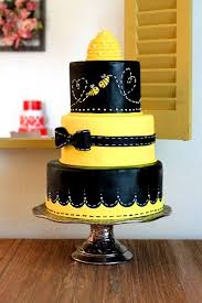 Black And Gold Cake Design For Debut Bee Love Round Wedding Cakes Bee Cakes Beautiful Cakes Cake