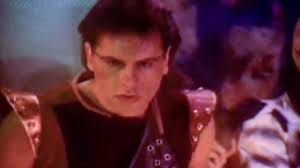 Appropriate dance music for parties and events. Kc And The Sunshine Band Give It Up