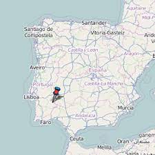 This place is situated in reguengos de monsaraz, alentejo central, alentejo, portugal, its geographical coordinates are 38° 26' 0 north, 7° 23' 0 west and its original name (with diacritics) is monsaraz. Reguengos De Monsaraz Map Portugal Latitude Longitude Free Maps