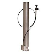 Gooseneck hitches have a hitch ball that allows for a tighter turning radius. Andersen Mfg 3150 Ez Goose Gooseneck Receiver 4 In Square Or Round Remote Quick Release Adapter