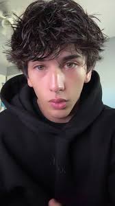 Ryan Rodríguez Vibe