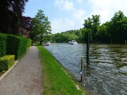 Boulters lock island, maidenhead sl6 8pe england. Moor At North Town Maidenhead Greenway On Way To Boulters Lock Picture Of Boulter S Lock And Ray Mill Island Maidenhead Tripadvisor