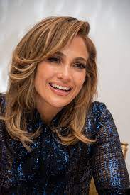 Weitere ideen zu jennifer lopez haare, haare, haarfarben. Neue Haarfarbe Jennifer Lopez Besiegelt Das Comeback Der Chunky Highlights Aus Den 90ern Vogue Germany