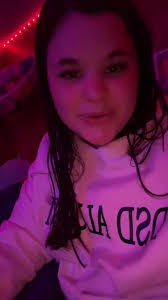 Keira (Dom's Version) (@_keirabishop_)