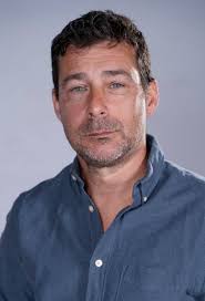 Única: Roberto Drago