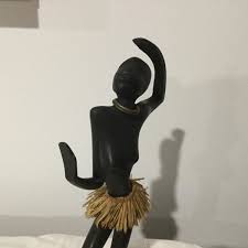 Figurines by dumitru haralamb chiparus, bruno zach and ferdinand preiss are of course included as well. Rare Art Deco Hagenauer Prototype African Dancer Desirable Objects Gallery