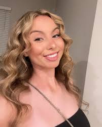 SAVanah Lee Whatley:)