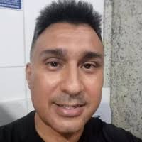 10+ "John Deris" profiles