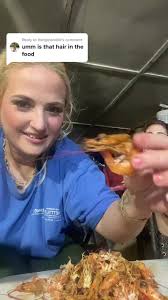 ‏Replying to @thatgirlambie not the ending 😭😭😭😭#hairinfood