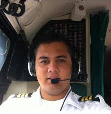 Los que viajaban con Jenni en el avión