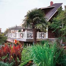 Need deck plans and outdoor living inspiration to get your project started? Deck Designs Ideas For Raised Decks Better Homes Gardens