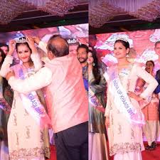 Miss India Khadi Bhawana Pandey Posts Facebook Still, her exact birth year and age is not available. facebook