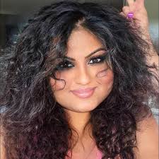 There's ICE CREAM under all those toppings?! 😍 http://dlsh.it/5cUsjzE