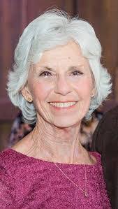 Darlene Hawk's Instagram, Twitter & Facebook