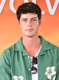 500 Blake Gray Stock Pictures, Editorial Images and Stock Photos