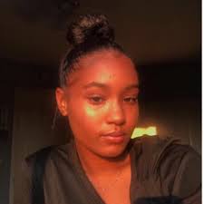 Cherish Perry's Instagram, Twitter & Facebook