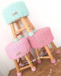 Qual A Sua Cor Favorita Rosa Bebe Rose Ou Verde Agua Banquinhodecroche Banquinho Croche Amigurumi Puff Minipuff Crochet Quartodeme