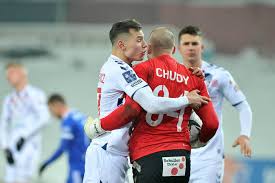 Goście przyjechali do zabrza z zamiarem opuszczenia ostatniej pozycji. Gornik Zabrze Wyrwal Trzy Punkty Stali Mielec Gol W Samej Koncowce Przesadzil O Wyniku