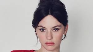 Filmmaker JJ Abrams' daughter among Irish Americans named in Forbes 30  Under 30 Class of 2024