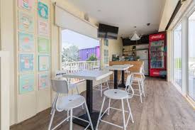 Sekinchan inn@one residencenew homestay in sekinchan,paddy field view,cartoon wall paper check in 3pm, check out 12pm 1 parking lot wifi homestay ini lengkap dengan segala kemudahan yang diperlukan. Rasai Pengalaman Tidur Dikelilingi Pemandangan Sawah Di Sekinchan Padi Box Homestay Sekinchan Tidur Pemandangan