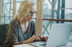 how can you avoid burying the lede of your news story women cyber security tv shows
