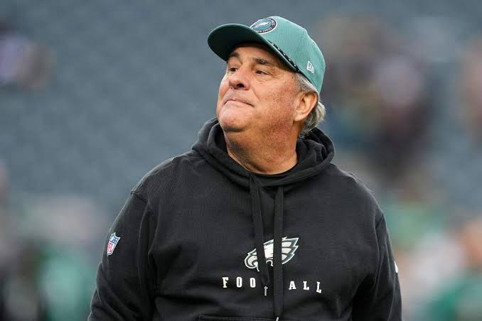 How Vic Fangio Changed The Culture Of The Eagles Defense - 97.5 The Fanatic