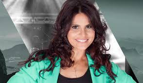 Resultado de imagem para aline barros