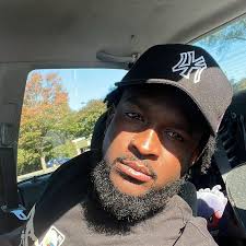 RED FLAG🚩🚩 This man is a SERIAL LIAR, CHEATER, MANIPULATOR, I went to  school with him, we started being