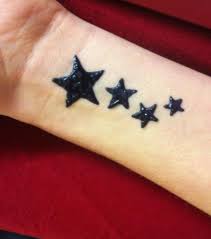 Tatouage Poignet Bracelet Etoile